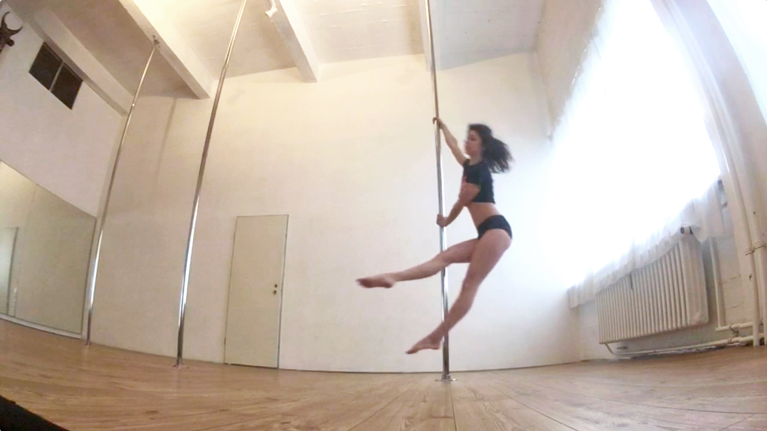 Redefining Pole Dancing 568865